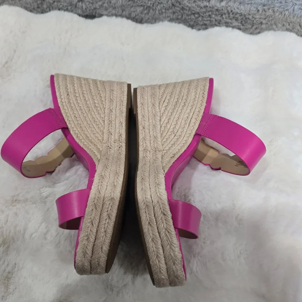 NWOB MICHAEL Michael Kors Hot Pink Espadrille Wedge Sandals